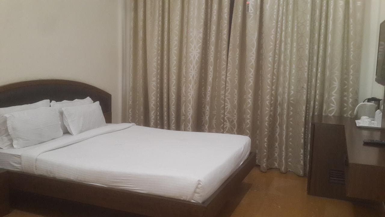 Hotel Heritage Embassy Rāipur Exterior foto